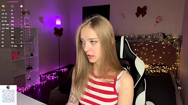 Snapshot of EvaPeace chatting on January 6, 2026, 7:18 pm EvaPeace online show from January 6, 2026, 7:18 pm