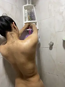 julieta rossi online show from November 6, 2025, 5:50 pm