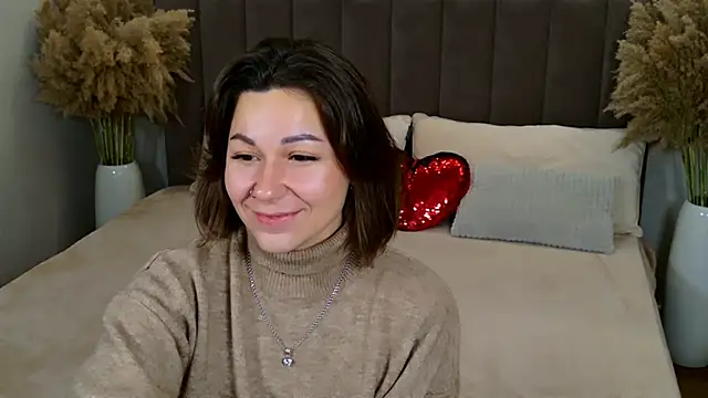 Snapshot of EdenSolis chatting on November 24, 2025, 9:31 am EdenSolis online show from November 24, 2025, 9:31 am