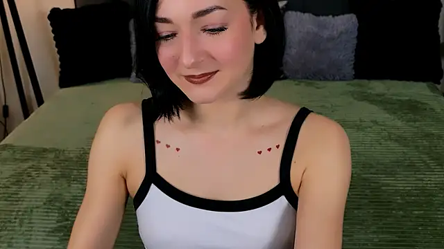 Snapshot of BaileeLynn chatting on February 15, 2026, 1:54 pm BaileeLynn online show from February 15, 2026, 1:54 pm