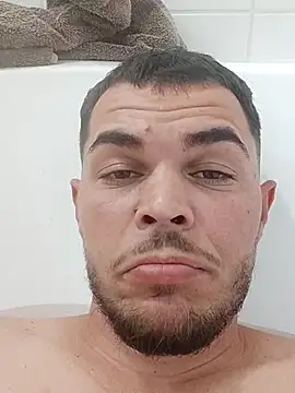 Snapshot of Alexszader36 chatting on October 22, 2025, 6:51 pm Alexszader36 online show from October 22, 2025, 6:51 pm