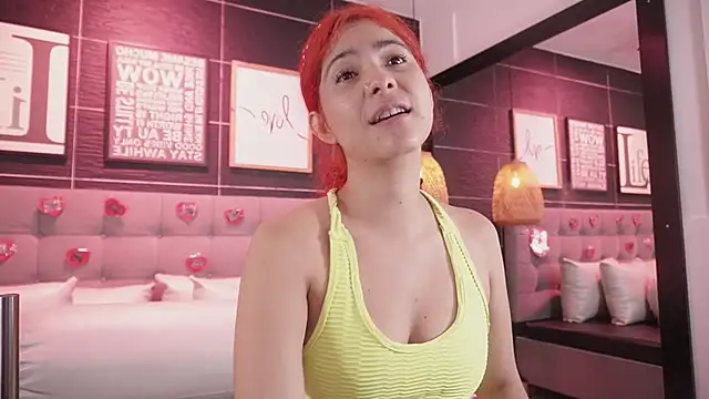 Snapshot of Thalia_Karlson chatting on February 14, 2026, 1:44 pm Thalia Karlson online show from February 14, 2026, 1:44 pm