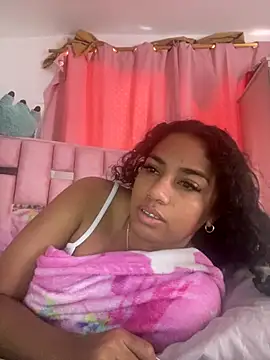 Snapshot of abby_moss_2 chatting on November 13, 2025, 2:32 pm abby moss 2 online show from November 13, 2025, 2:32 pm