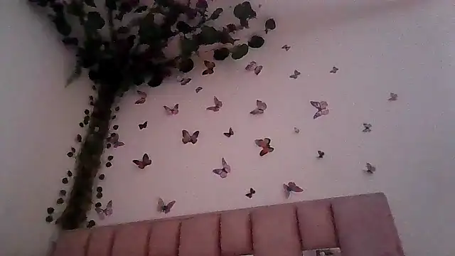 Snapshot of abby_moss_2 chatting on June 11, 2026, 12:35 pm abby moss 2 online show from June 11, 2026, 12:35 pm