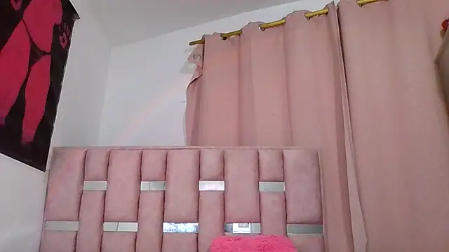 Snapshot of abby_moss_2 chatting on November 27, 2025, 5:08 am abby moss 2 online show from November 27, 2025, 5:08 am