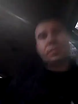 AronMode online show from November 6, 2025, 2:32 pm