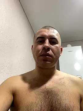 AronMode online show from December 18, 2025, 9:40 pm