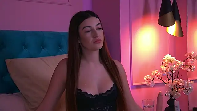 TaliaMorenne online show from October 23, 2025, 5:55 pm