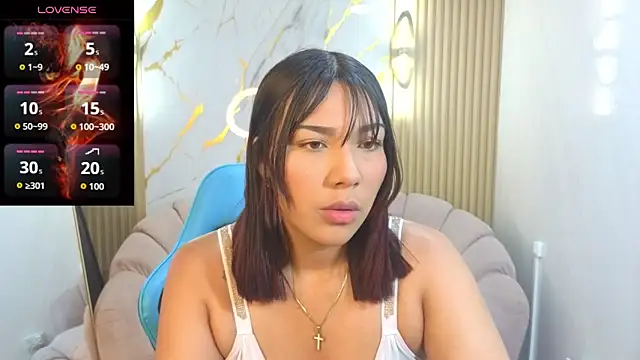 Snapshot of Catherine_b_ chatting on October 13, 2025, 8:54 pm Catherine b  online show from October 13, 2025, 8:54 pm