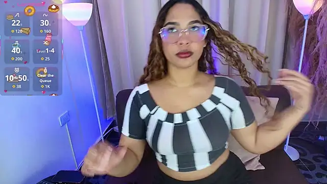 Snapshot of Luna_Vex chatting on November 26, 2025, 3:17 am Luna Vex online show from November 26, 2025, 3:17 am