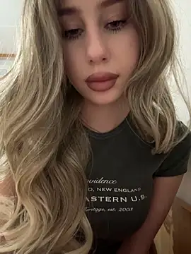 JudithCarly online show from May 19, 2026, 9:55 pm