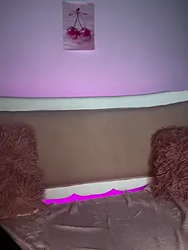 Swweet Miia1 online show from March 2, 2026, 7:21 pm