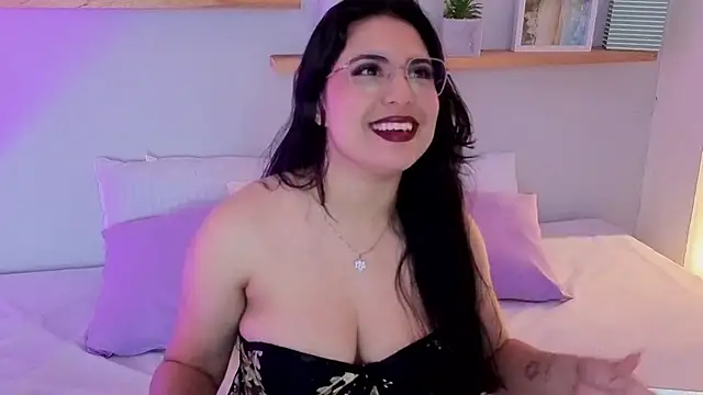 shainadavis online show from February 6, 2026, 3:57 am