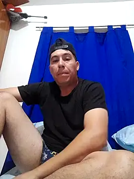 Snapshot of Ezeaxl chatting on April 12, 2026, 2:37 am Ezeaxl online show from April 12, 2026, 2:37 am