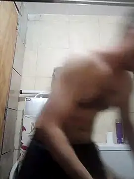 Snapshot of Ezeaxl chatting on November 29, 2025, 1:06 am Ezeaxl online show from November 29, 2025, 1:06 am