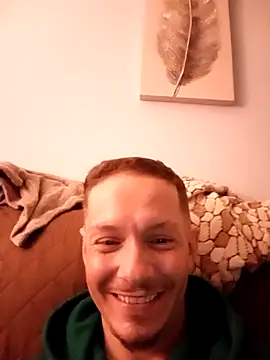 Snapshot of Graimito chatting on March 28, 2026, 6:25 am Graimito online show from March 28, 2026, 6:25 am