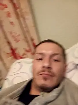 Snapshot of Graimito chatting on February 3, 2026, 12:54 am Graimito online show from February 3, 2026, 12:54 am