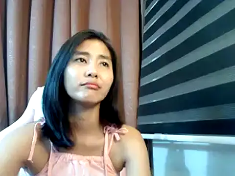 Snapshot of De_amore chatting on October 22, 2025, 1:32 pm De amore online show from October 22, 2025, 1:32 pm