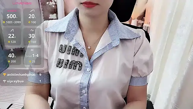 Snapshot of Xuka2594 chatting on November 20, 2025, 6:19 pm Xuka2594 online show from November 20, 2025, 6:19 pm