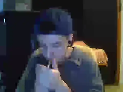 Snapshot of young-big-d chatting on May 2, 2026, 2:17 am young-big-d online show from May 2, 2026, 2:17 am