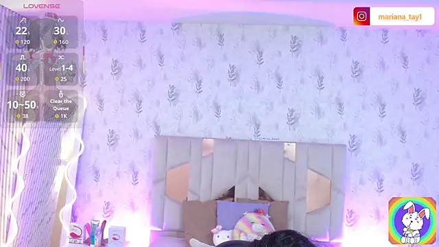 Snapshot of MARIANA_TAY1 chatting on January 6, 2026, 3:21 am MARIANA TAY1 online show from January 6, 2026, 3:21 am