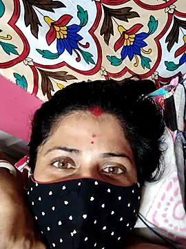 Snapshot of Khushi-20 chatting on October 25, 2025, 9:19 am Khushi-20 online show from October 25, 2025, 9:19 am