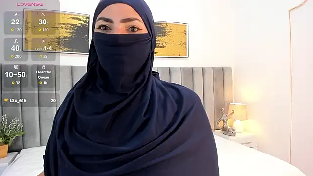 Snapshot of _naylaa_ chatting on November 9, 2025, 3:21 am naylaa online show from November 9, 2025, 3:21 am