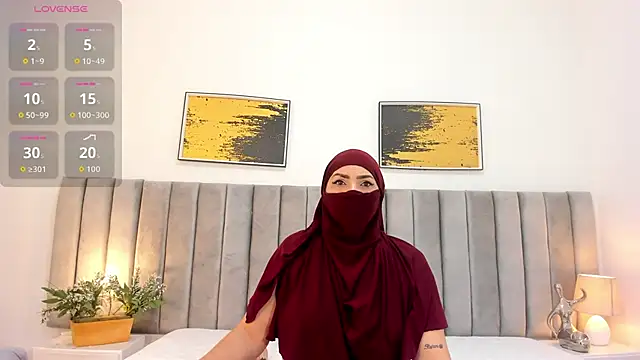 Snapshot of _naylaa_ chatting on October 30, 2025, 4:22 am naylaa online show from October 30, 2025, 4:22 am