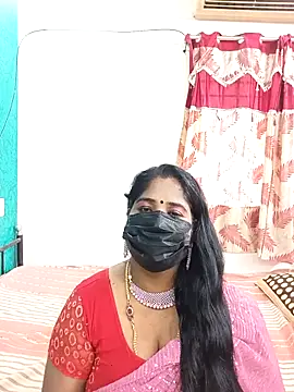 tamil-aunt online show from November 3, 2025, 3:23 am