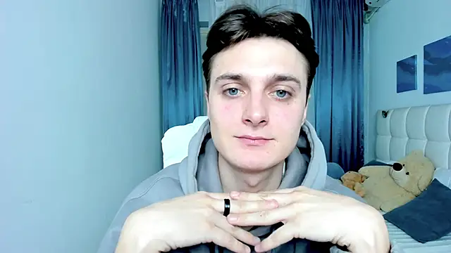 GGimperator  online show from December 2, 2025, 11:01 am