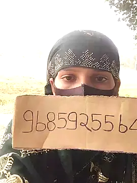 Snapshot of Pooja_suhani chatting on October 25, 2025, 6:45 am Pooja suhani online show from October 25, 2025, 6:45 am