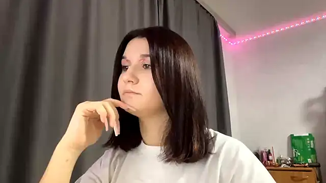 Snapshot of ElsieZuno chatting on October 11, 2025, 3:46 pm ElsieZuno online show from October 11, 2025, 3:46 pm