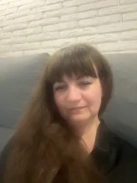 Butterfly8385 online show from October 31, 2025, 9:43 pm