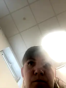 Butterfly8385 online show from November 8, 2025, 11:25 am