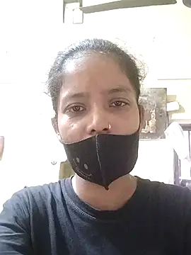 Snapshot of Jaanvi_G chatting on November 6, 2025, 11:14 am Jaanvi G online show from November 6, 2025, 11:14 am