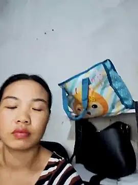 pusi xinh online show from October 16, 2025, 6:54 am