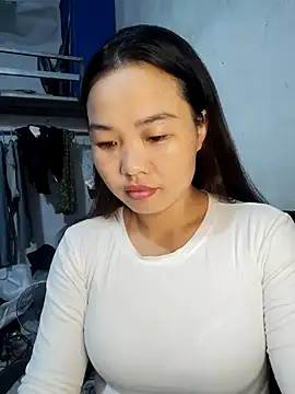 pusi xinh online show from October 21, 2025, 4:34 am