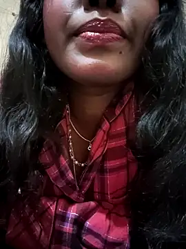 Lovely Payal online show from November 8, 2025, 4:38 am