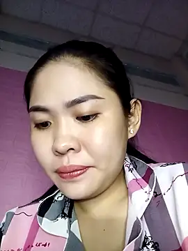 Snapshot of Cherry_pusy99 chatting on November 8, 2025, 1:03 pm Cherry pusy99 online show from November 8, 2025, 1:03 pm