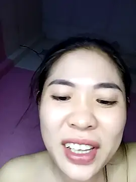 Snapshot of Cherry_pusy99 chatting on October 22, 2025, 12:37 pm Cherry pusy99 online show from October 22, 2025, 12:37 pm