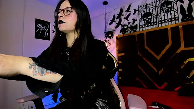 Evangelinejoness  online show from November 11, 2025, 11:27 am