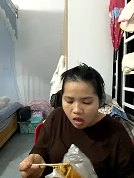 Snapshot of anne_baby2k chatting on October 29, 2025, 10:47 am anne baby2k online show from October 29, 2025, 10:47 am