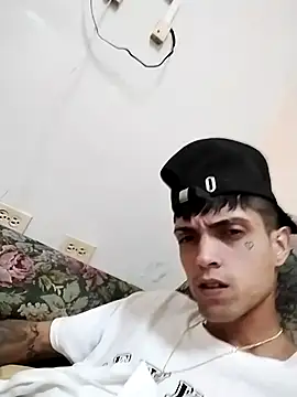 Laikerxxx online show from October 26, 2025, 9:15 pm