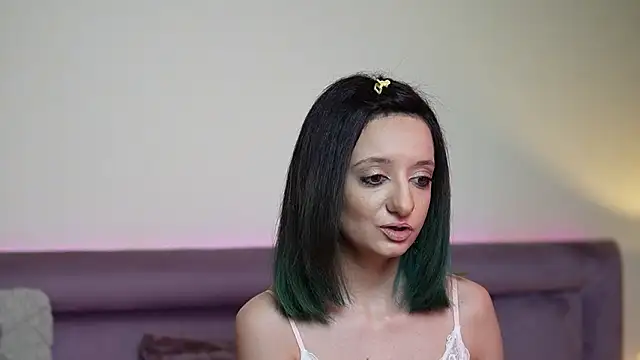 JoelleApril online show from March 19, 2026, 9:04 pm