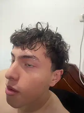 AlessiaLuxx online show from February 21, 2026, 1:07 am