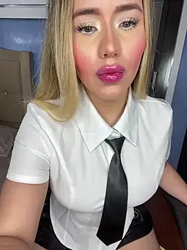 Snapshot of _Miss_Erika_ chatting on October 13, 2025, 9:22 am Miss Erika online show from October 13, 2025, 9:22 am