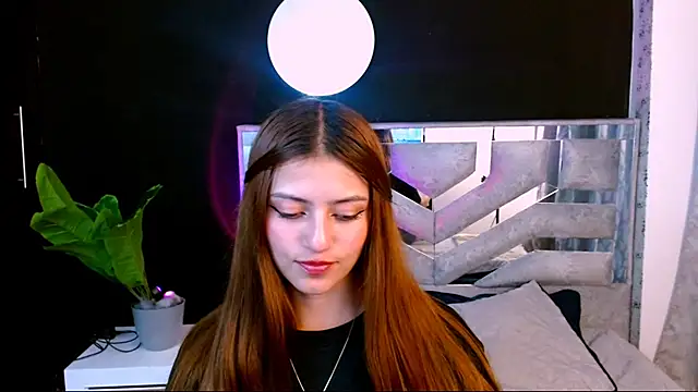 viky evanss online show from October 14, 2025, 7:25 pm