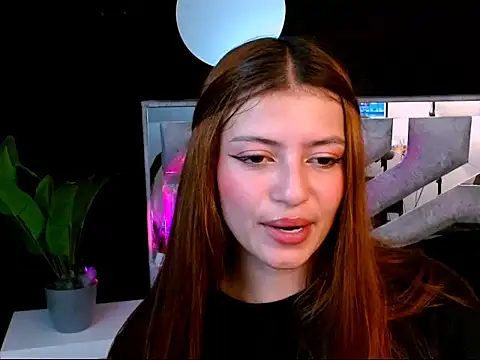 viky evanss online show from October 23, 2025, 7:12 pm