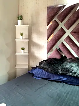 Snapshot of ElectraPink_ chatting on October 31, 2025, 12:46 pm ElectraPink online show from October 31, 2025, 12:46 pm