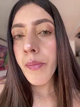 ElectraPink  online show from February 10, 2026, 1:32 pm